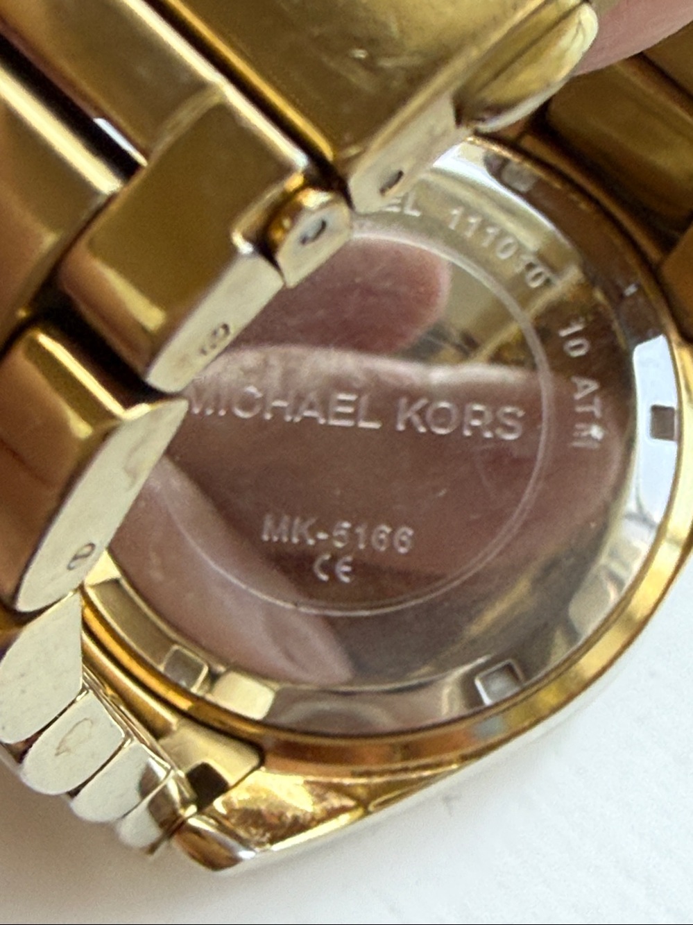 Michael Kors Gold Watch - Picture 5 of 7